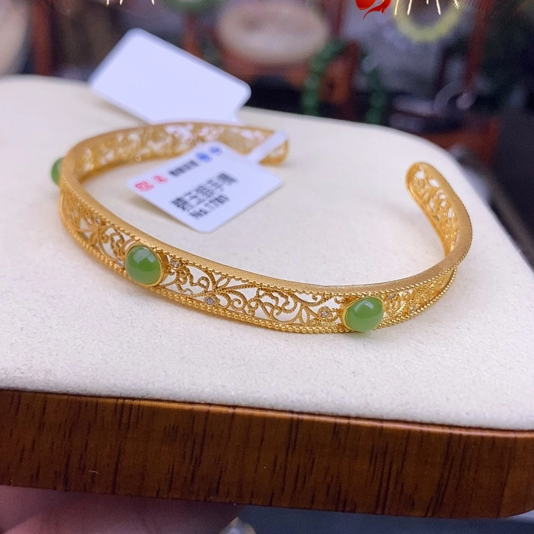 和田玉清货价白玉银手镯未镶嵌