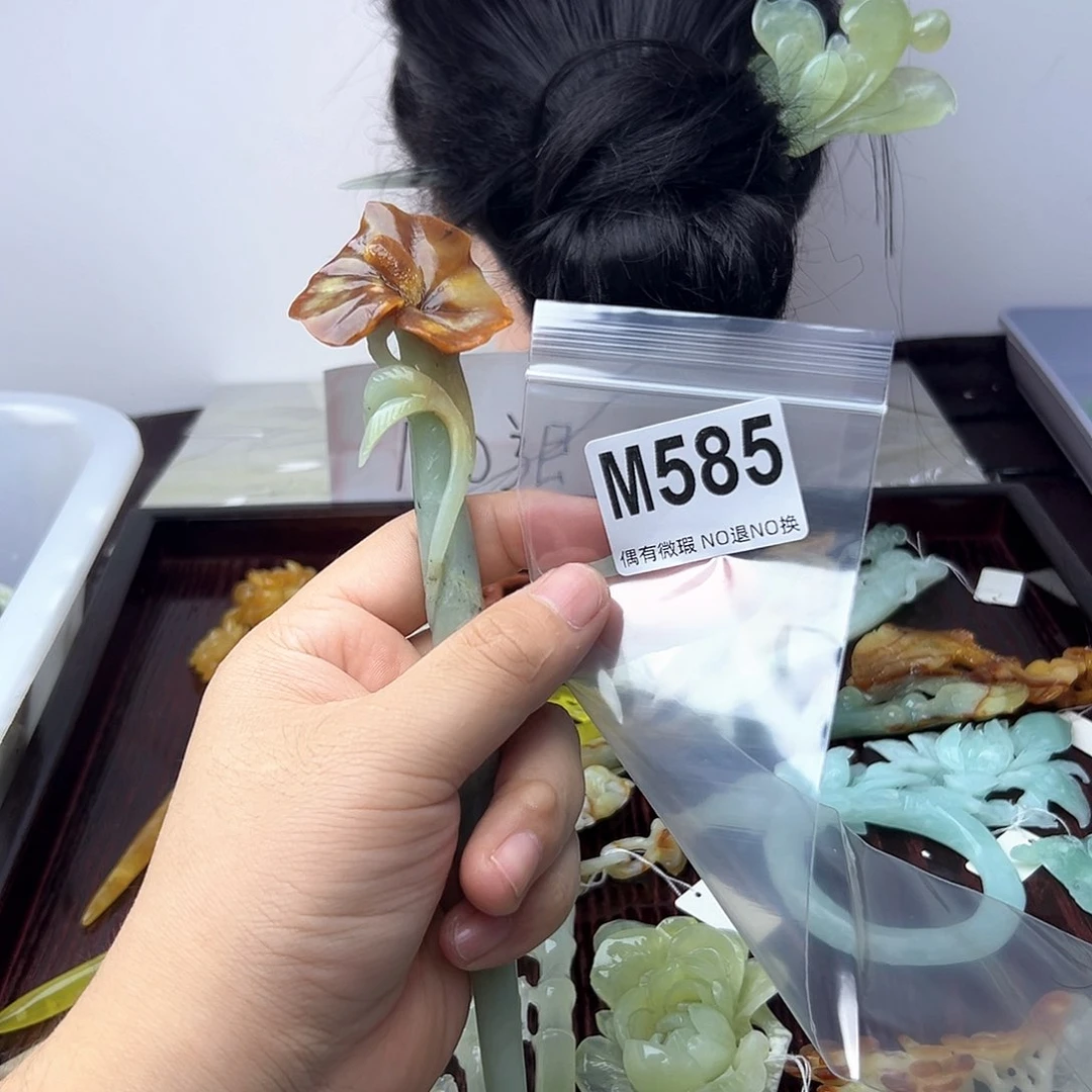 蛇纹石玉合金发饰闹****呆