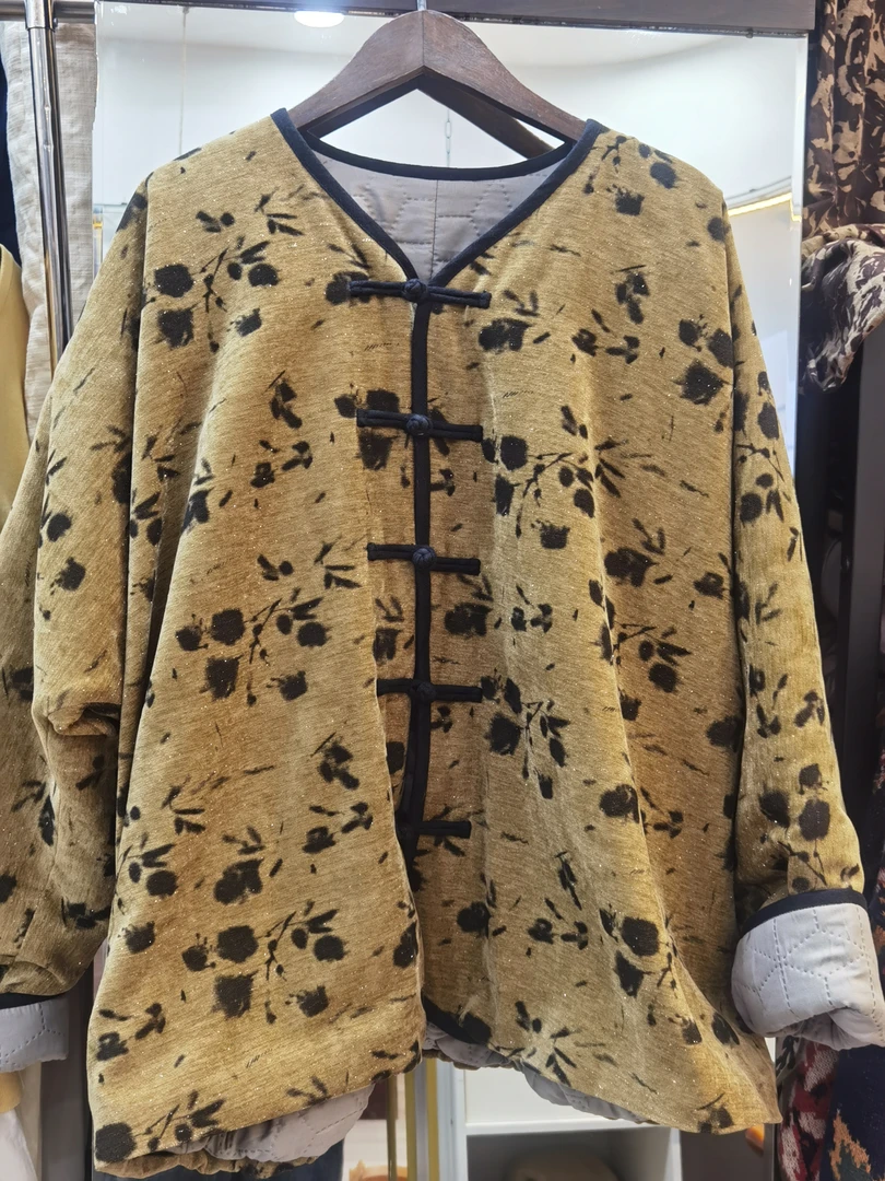 复古盘口黄色花大荣短款棉衣6545