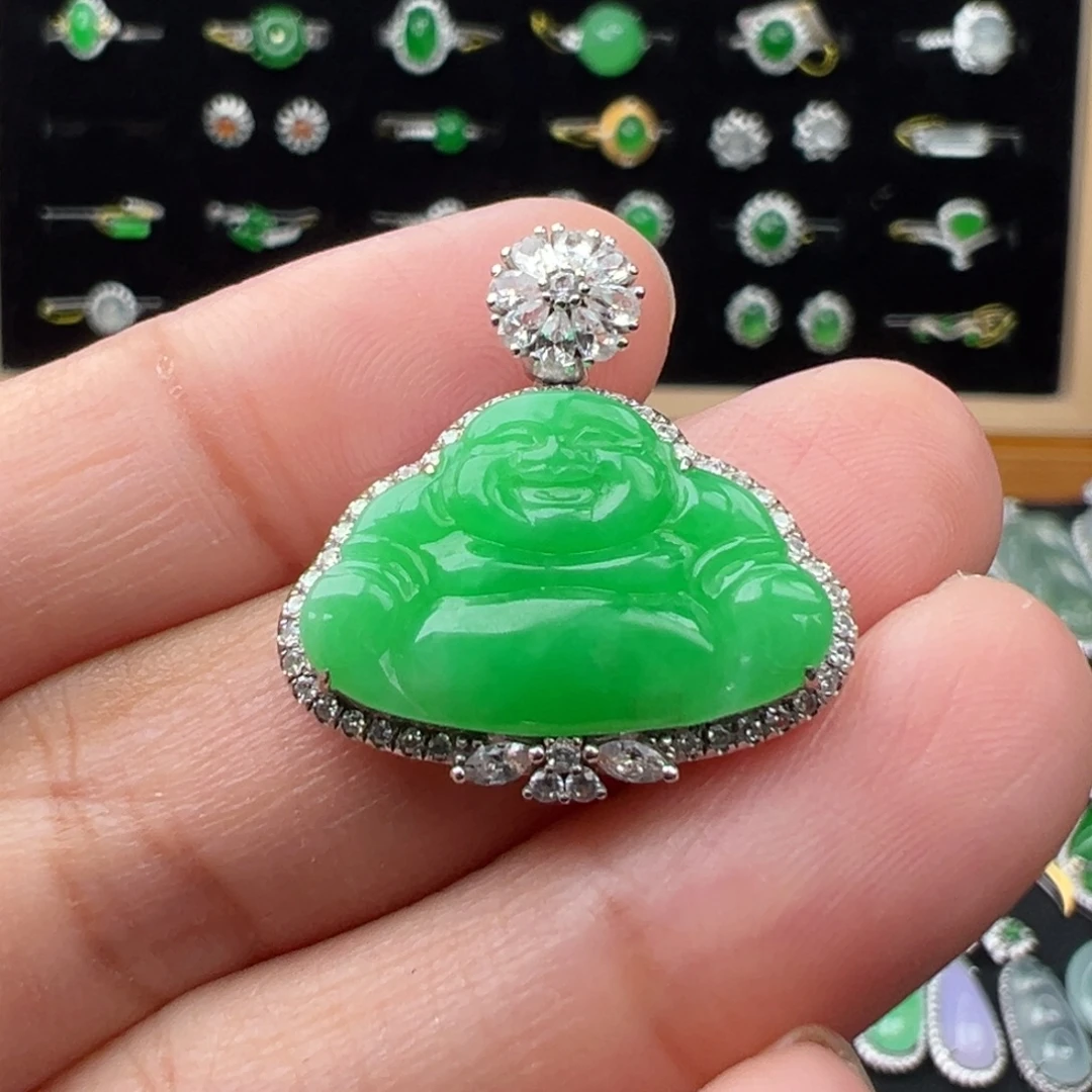 翡翠18K金镶嵌颈饰佛