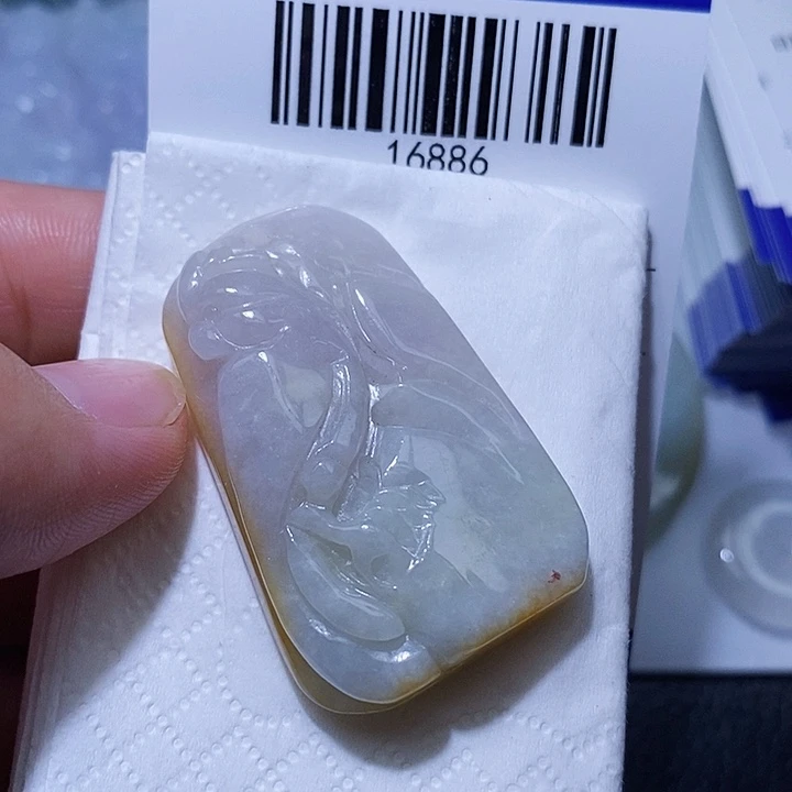 颈饰未镶嵌翡翠天光墟翡翠市场现金代购