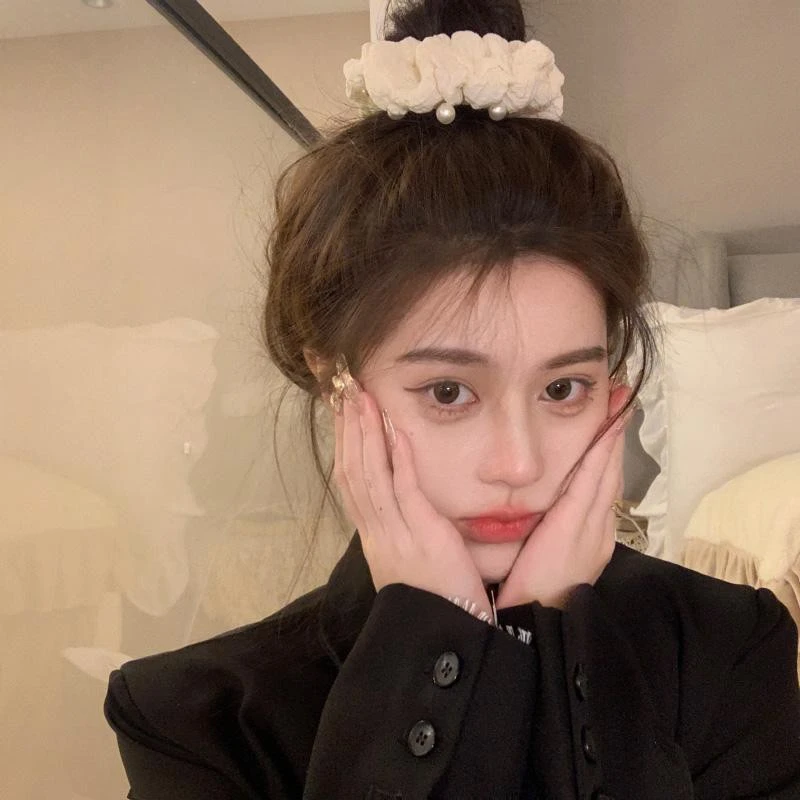 新款韩版褶皱布艺大肠发圈女法式复古皮筋女扎头发绳简约百搭发饰