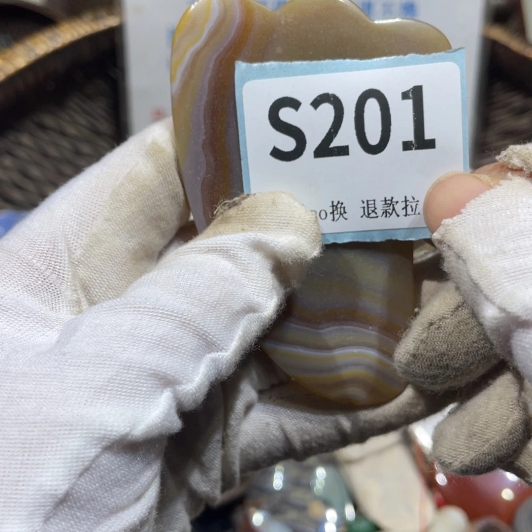 吴***潇陶瓷火爆热卖火爆热卖