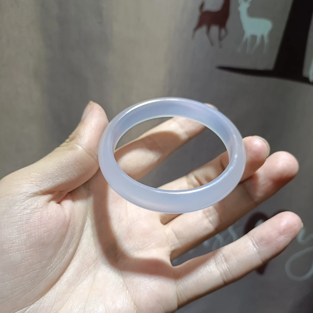高冰种玛瑙白月光玉镯生日礼物