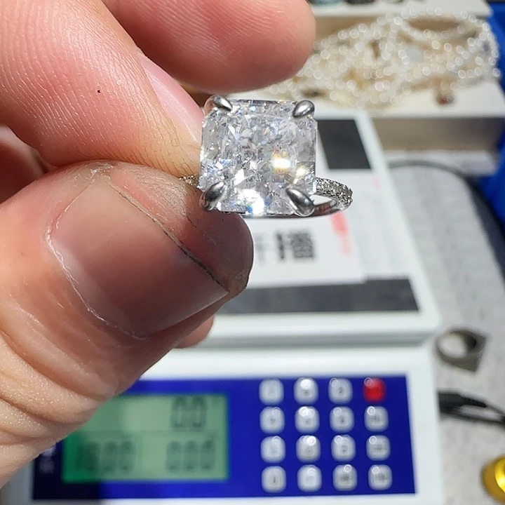 B***Z大理石纯铜中古时期的建筑风格