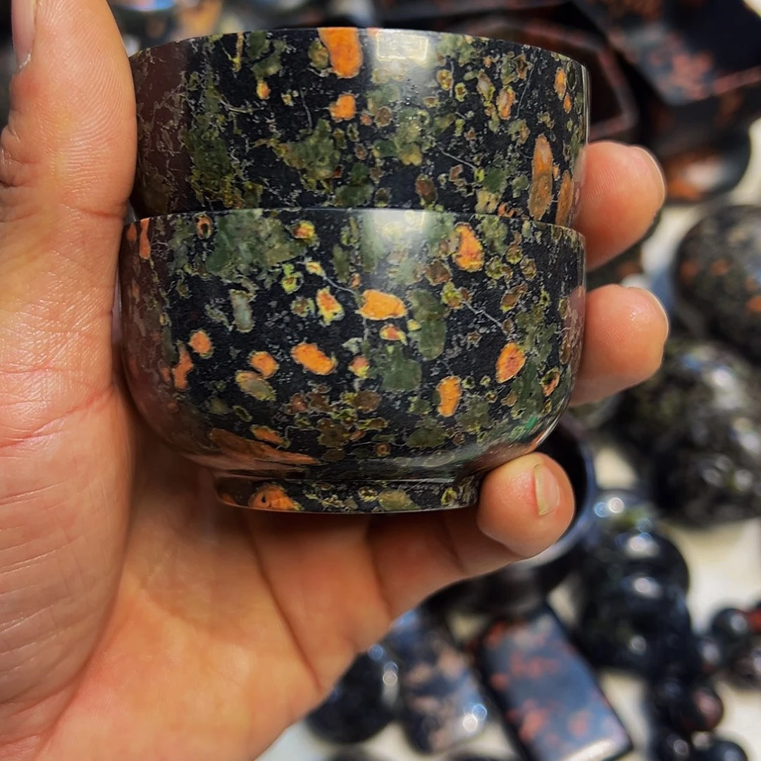 唐***玉梅花玉鱼缸石茶周边微瑕不退不换