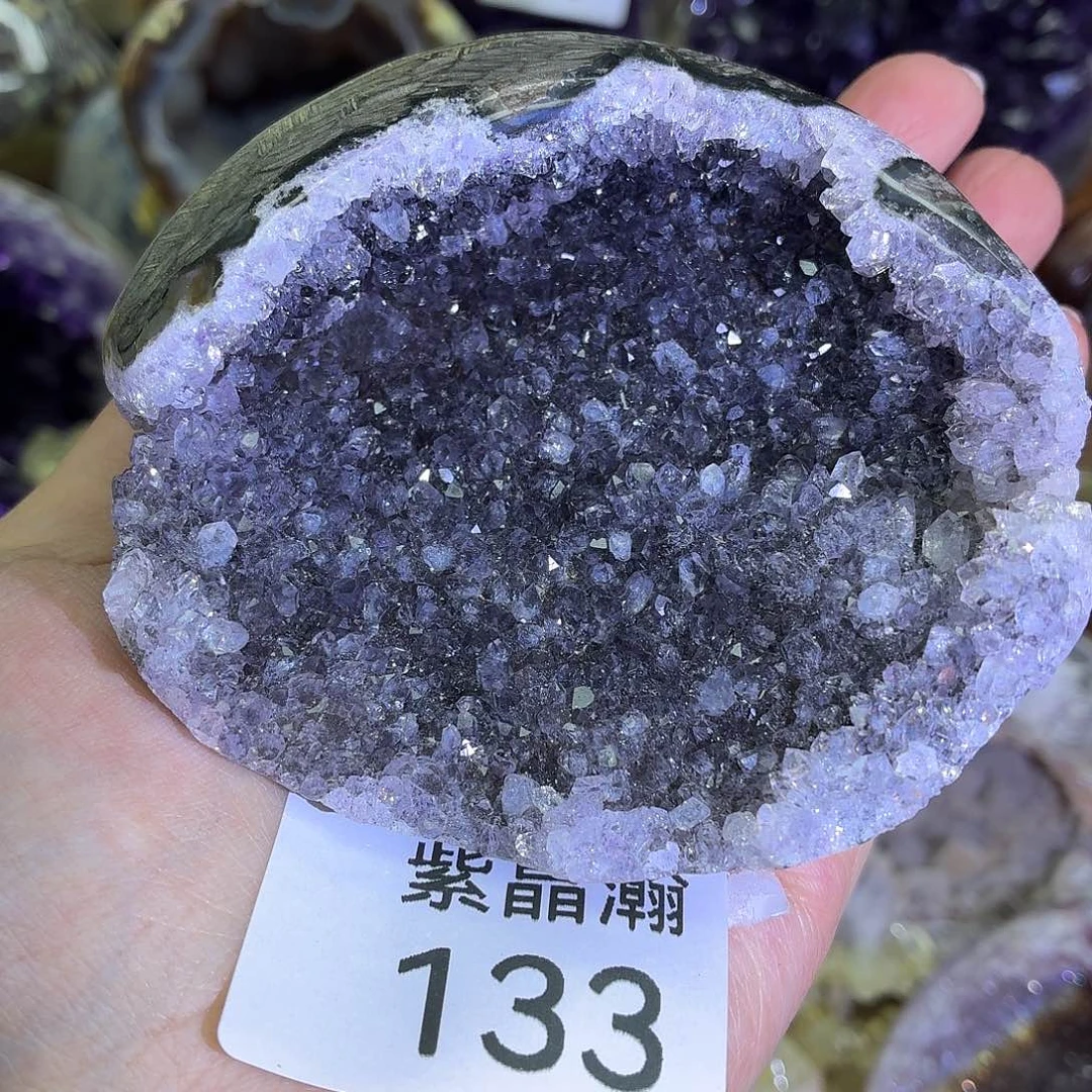 未镶嵌水晶大型摆件（非配饰）