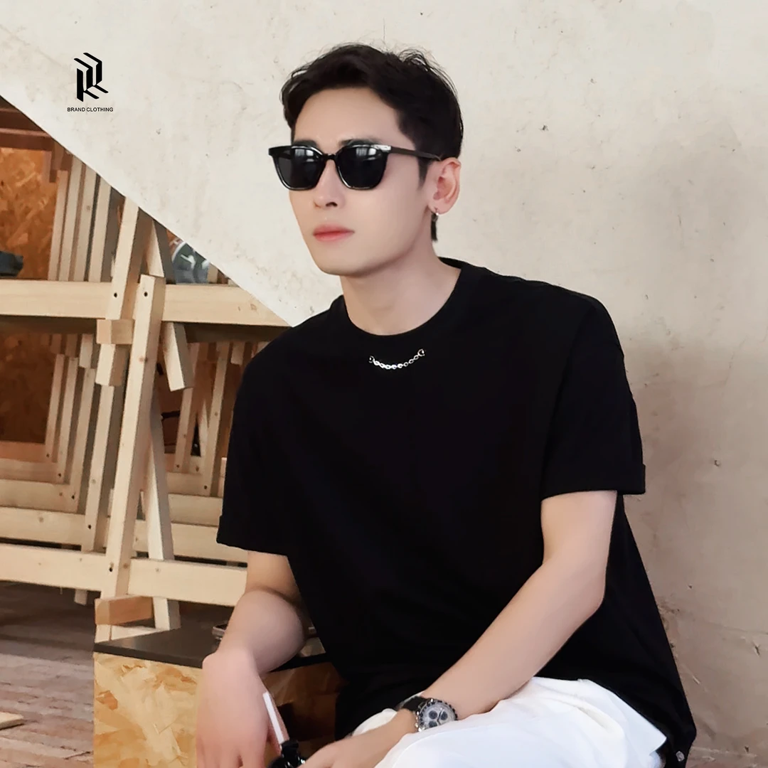 『液氨手感  瞬间凉感 』60支冰感棉休闲开叉短袖男士圆领T恤