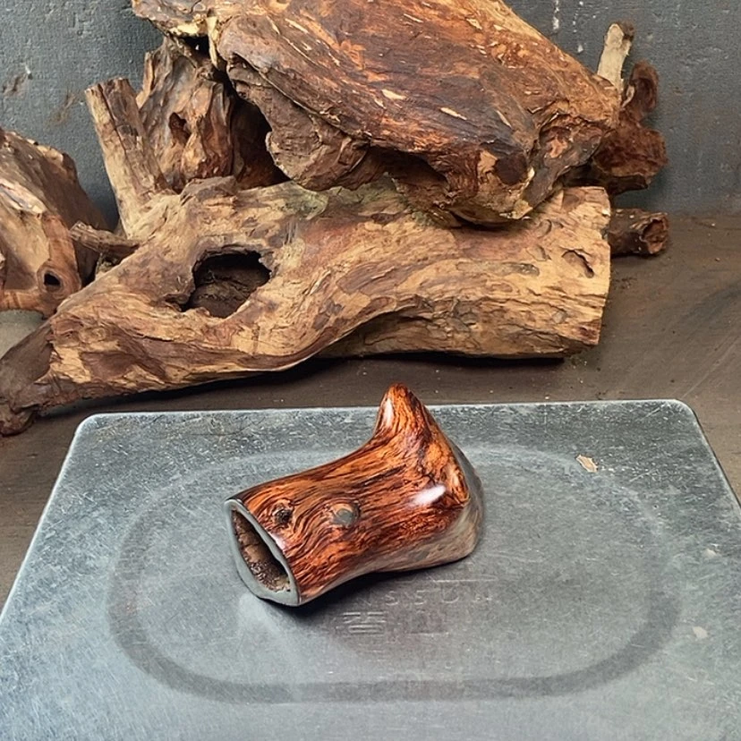 【闪购商品】黄花梨/降香黄檀山**人