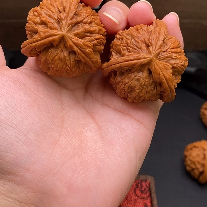 赵***把件文玩核桃白奔