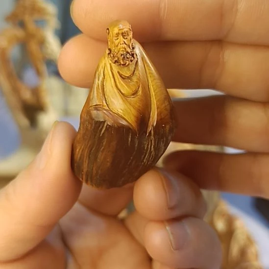 柏木（崖柏）太行崖柏达摩手把件