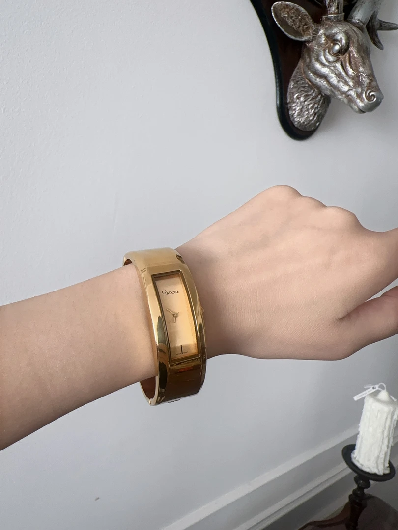 2cm手镯款款手腕表气质时尚百搭复古小众