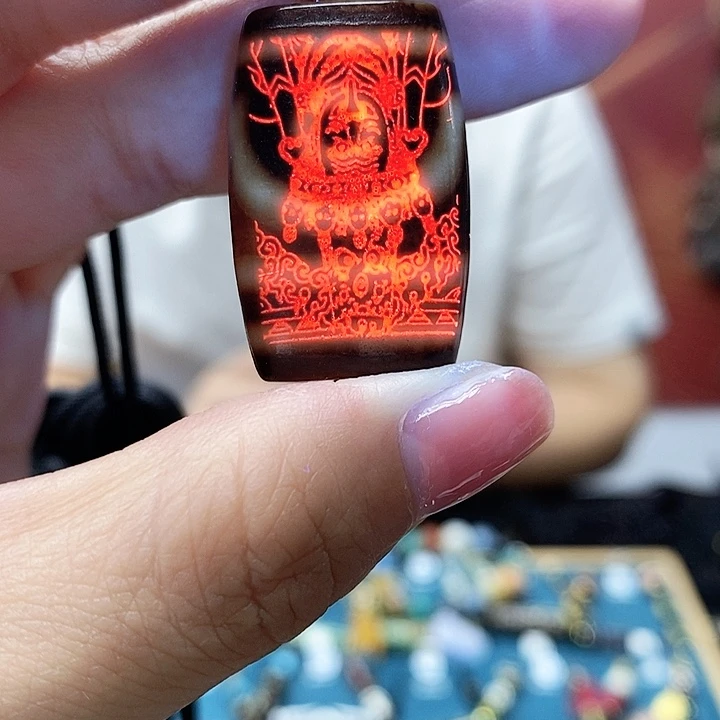 玛瑙/玉髓颈饰合金