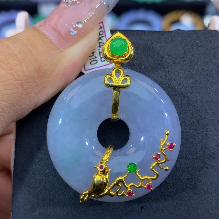 翡翠挂件18K金镶嵌翡翠