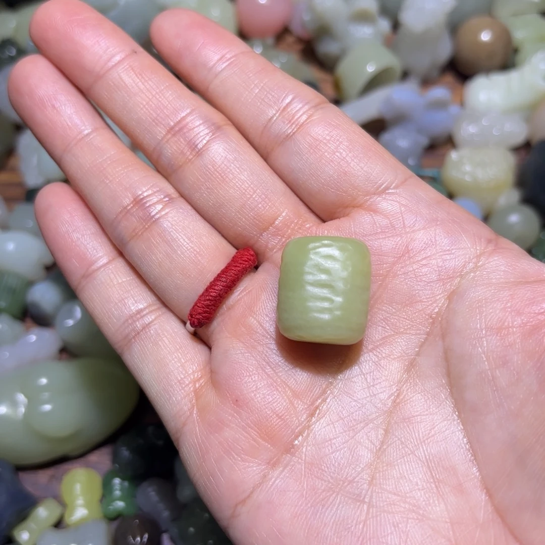 盈***儿和田玉未镶嵌珠宝半成品