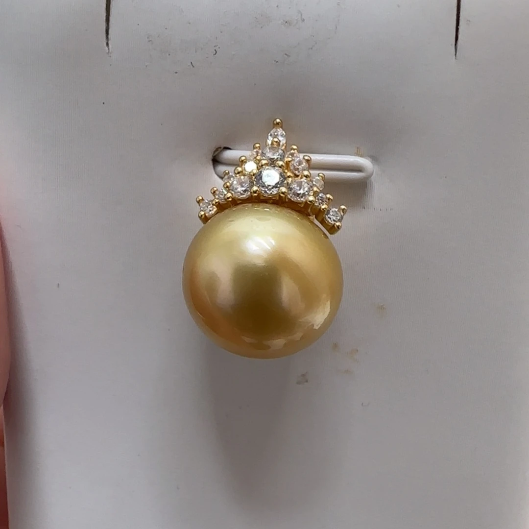 银S925镶嵌海水珍珠吊坠