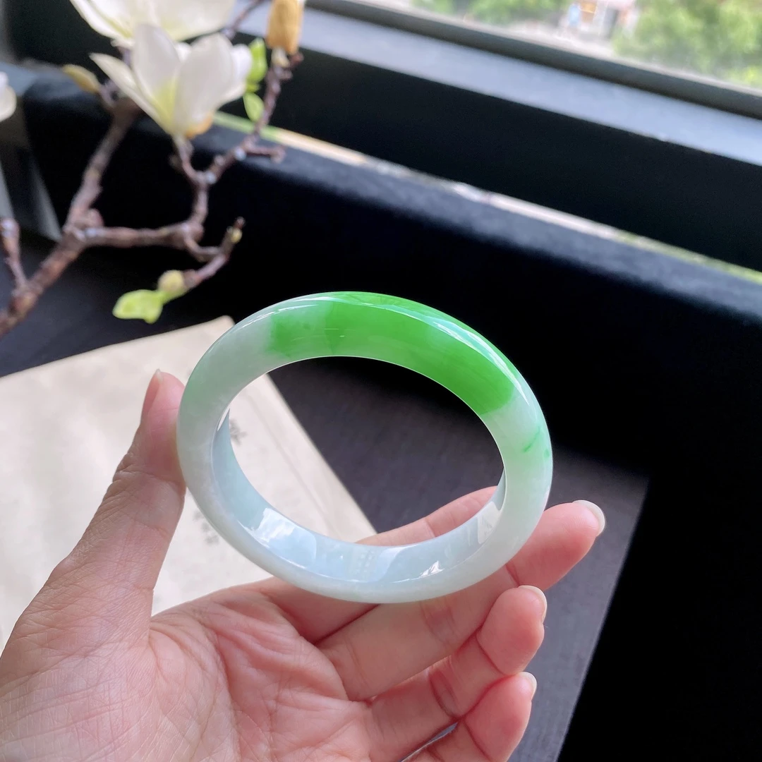 好色珠宝 圈口59缅甸老坑A货细糯化阳绿正圈女款翡翠手镯