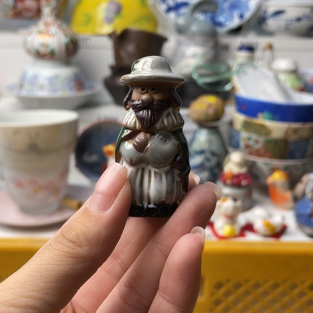 瓷片王*拉哈哈哈我要看的节目很多呢