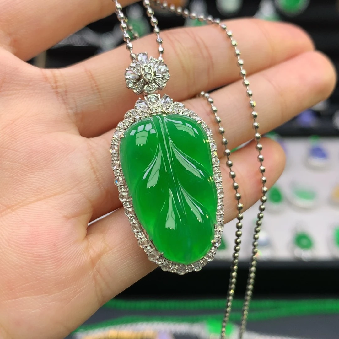 翡翠18K金镶嵌吊坠(不含链)叶子