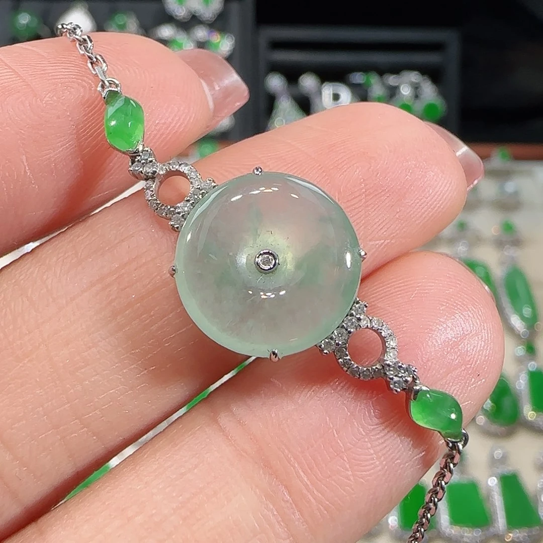 翡翠吊坠(不含链)18K金镶嵌