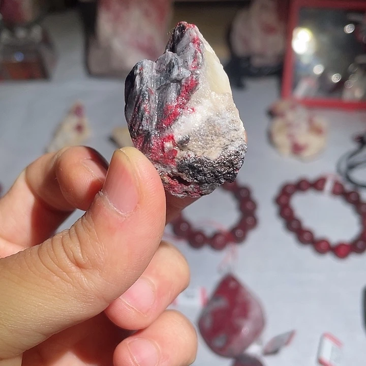 天然辰砂朱砂毛料