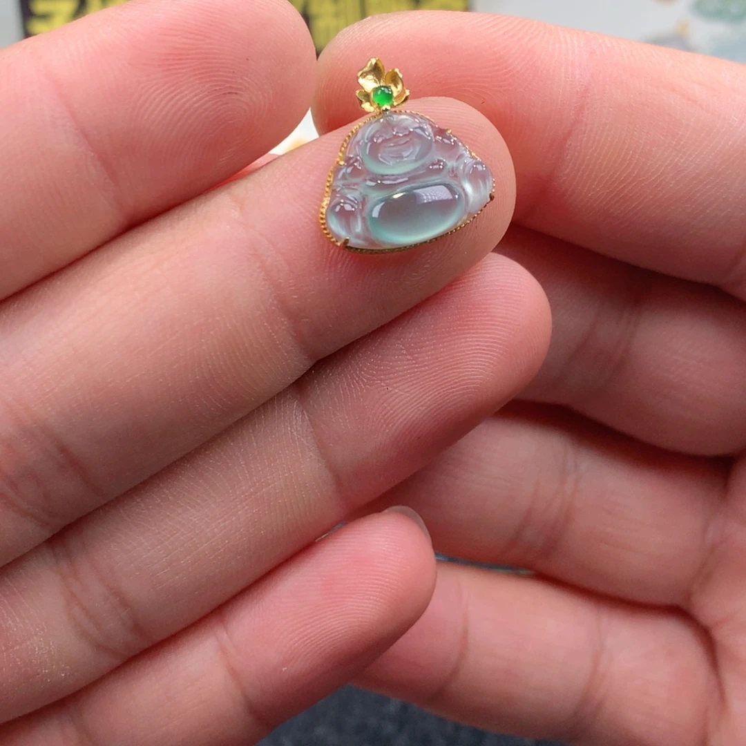 翡翠未镶嵌颈饰源头翡翠工厂一手货源