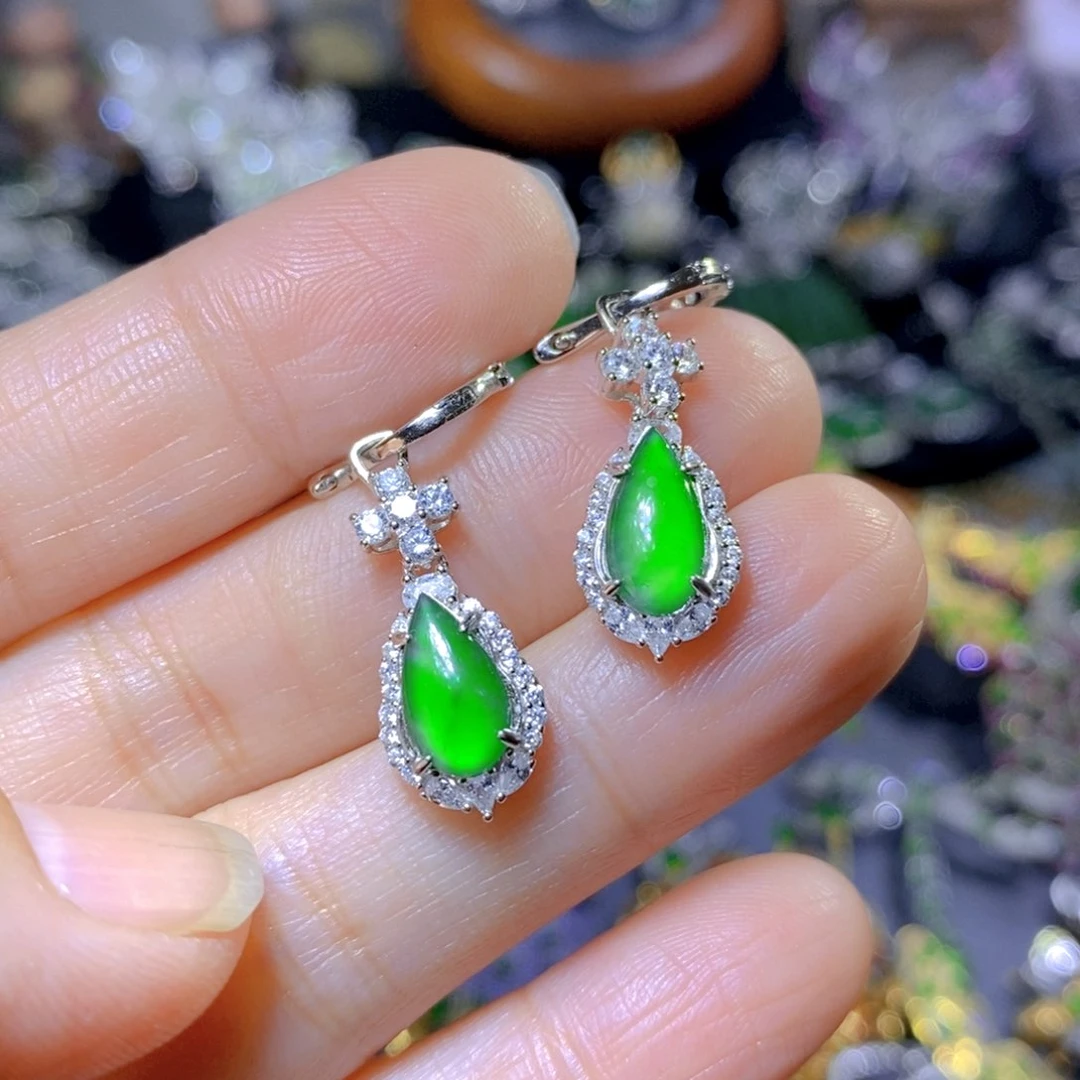 翡翠颈饰银S925镶嵌天然翡翠