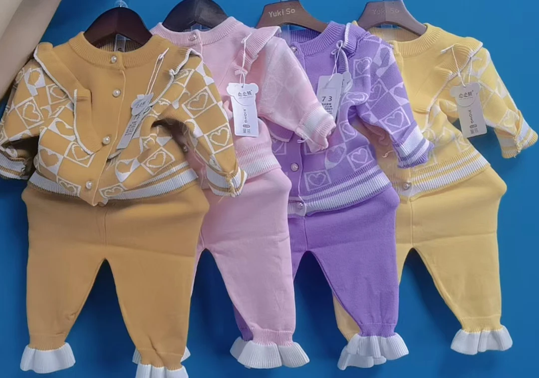 女童可爱两件套衣服