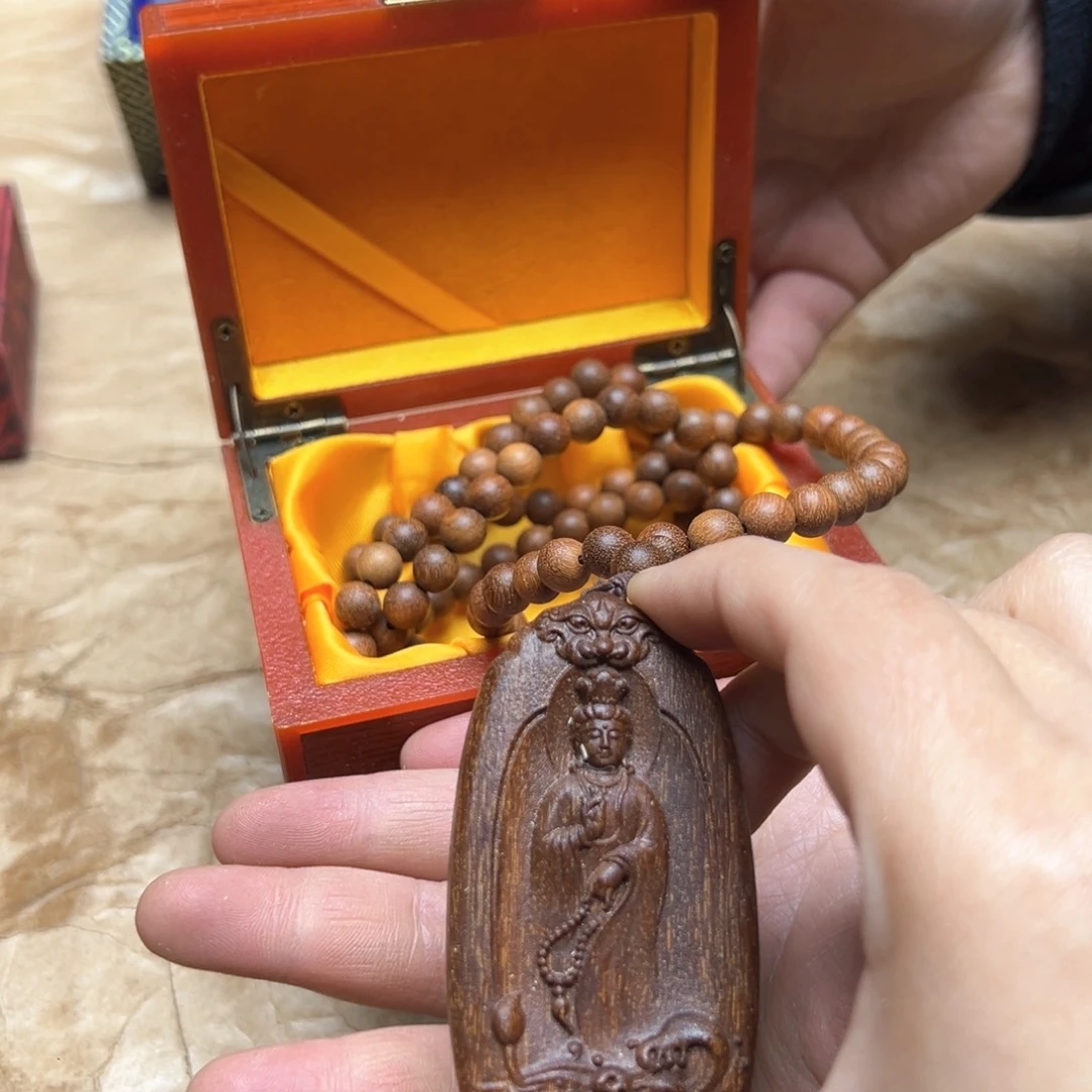 大叶紫檀（黑酸枝木类）