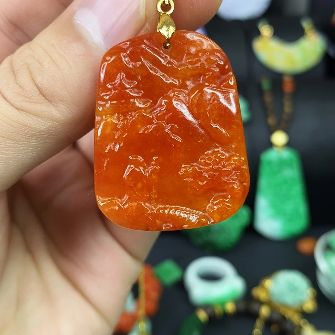 颈饰未镶嵌翡翠吊坠