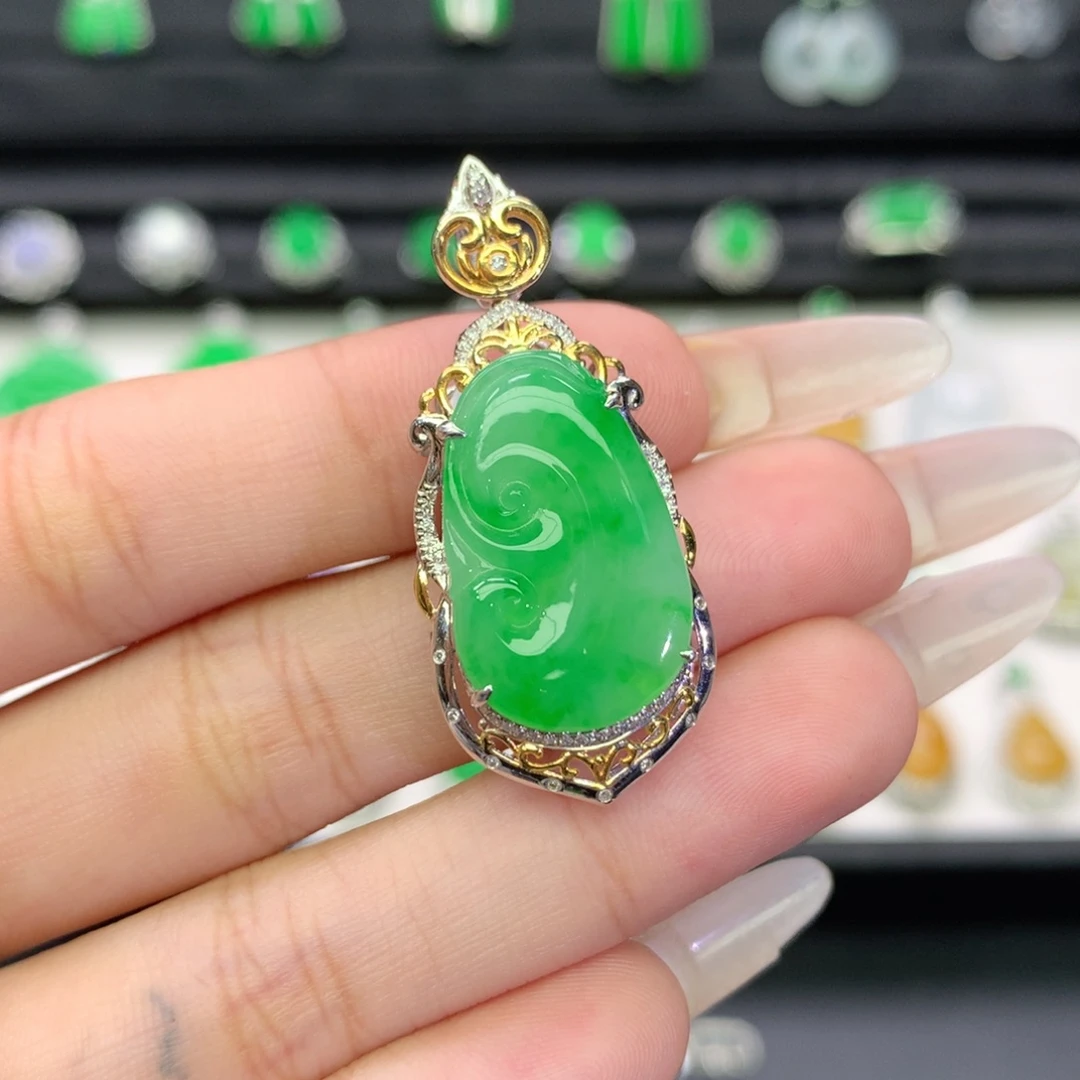 翡翠18K金镶嵌吊坠(不含链)