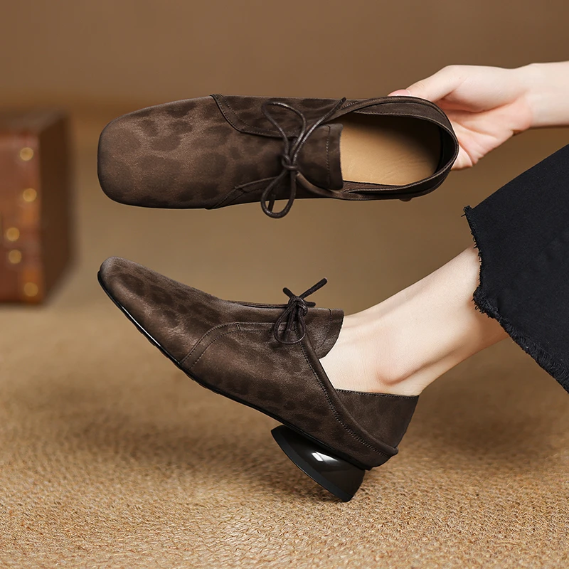 3CM，牛皮系带方头豹纹女单鞋中跟粗跟豆豆女士雪白牛皮粗跟乐福鞋