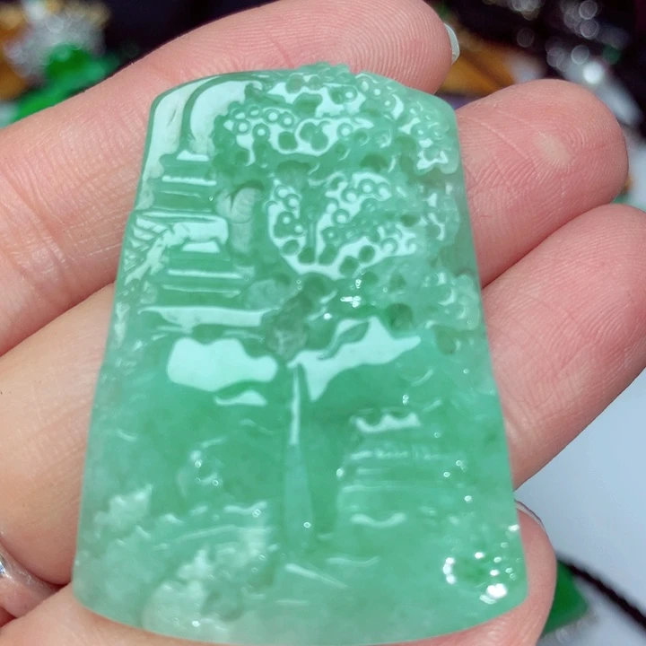 翡翠吊坠(不含链)未镶嵌