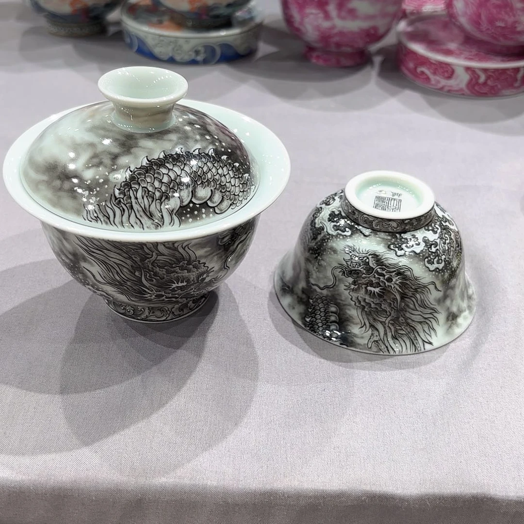 简***乐瓷片景德镇瓷器精品陈列