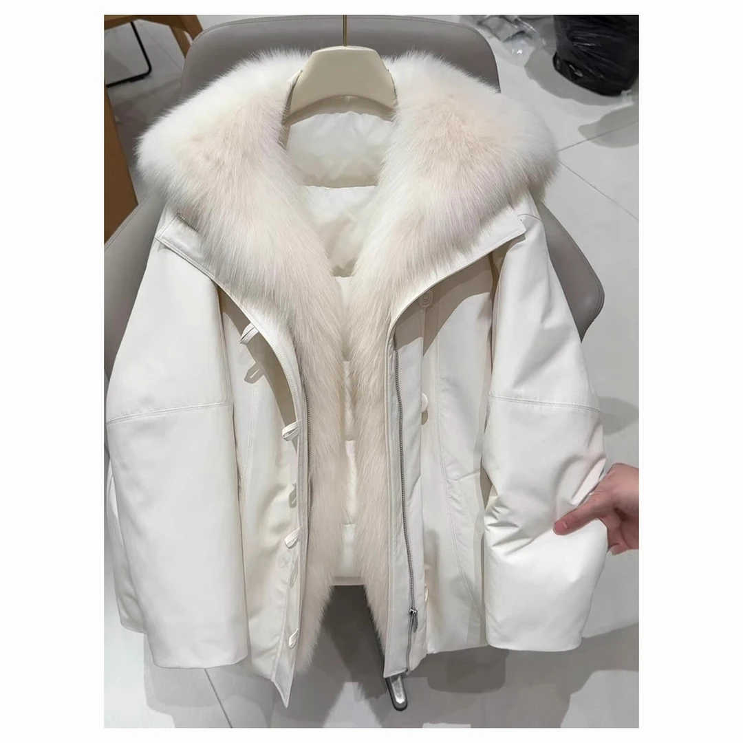 白色大毛领短款棉服女2025新款秋冬季高级独特好看派克服厚外套