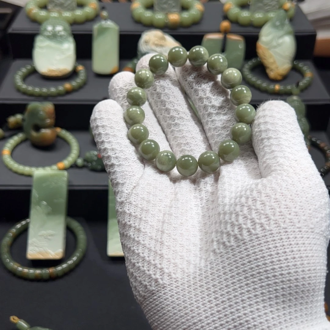 岫岩老玉（透闪石质玉）未镶嵌颈饰幻*