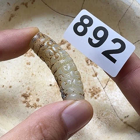 我***克瓷片瓷器制作过程是根据不同