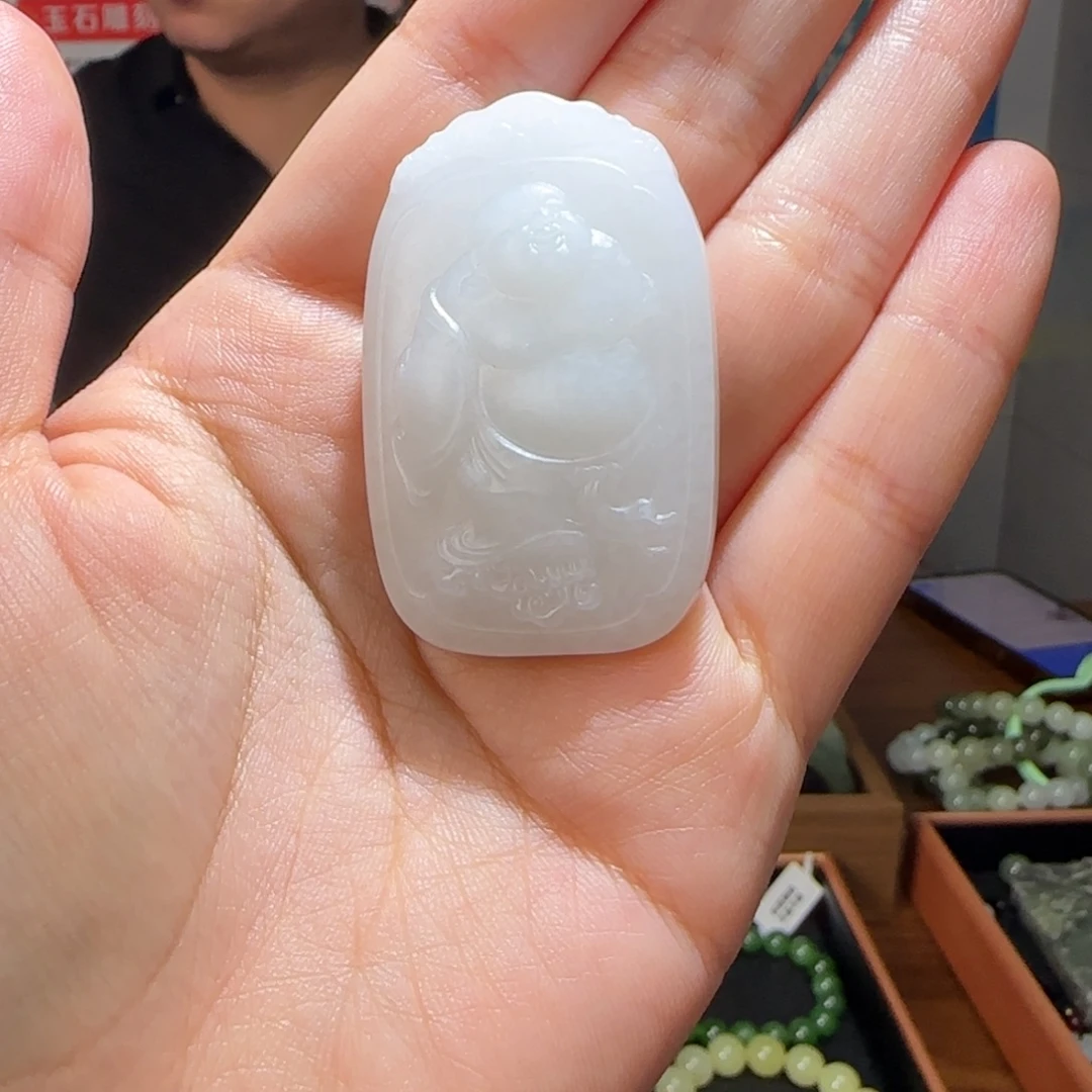 未镶嵌和田玉（糖玉）挂件