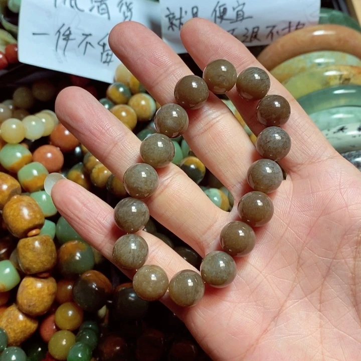 岫岩老玉（透闪石质玉）手链未镶嵌
