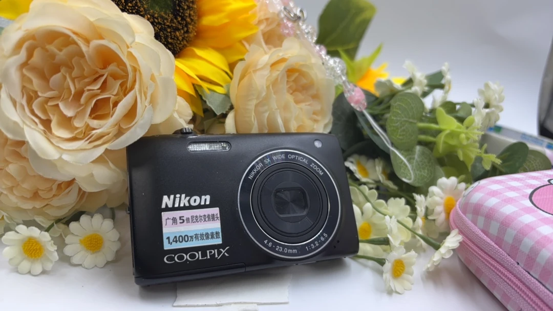 95新 Nikon/尼康 S3100相机1400万像素5倍光变2.7寸屏高清拍摄