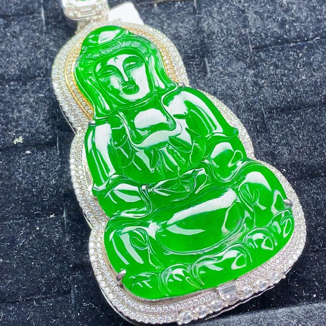 翡翠未镶嵌颈饰186