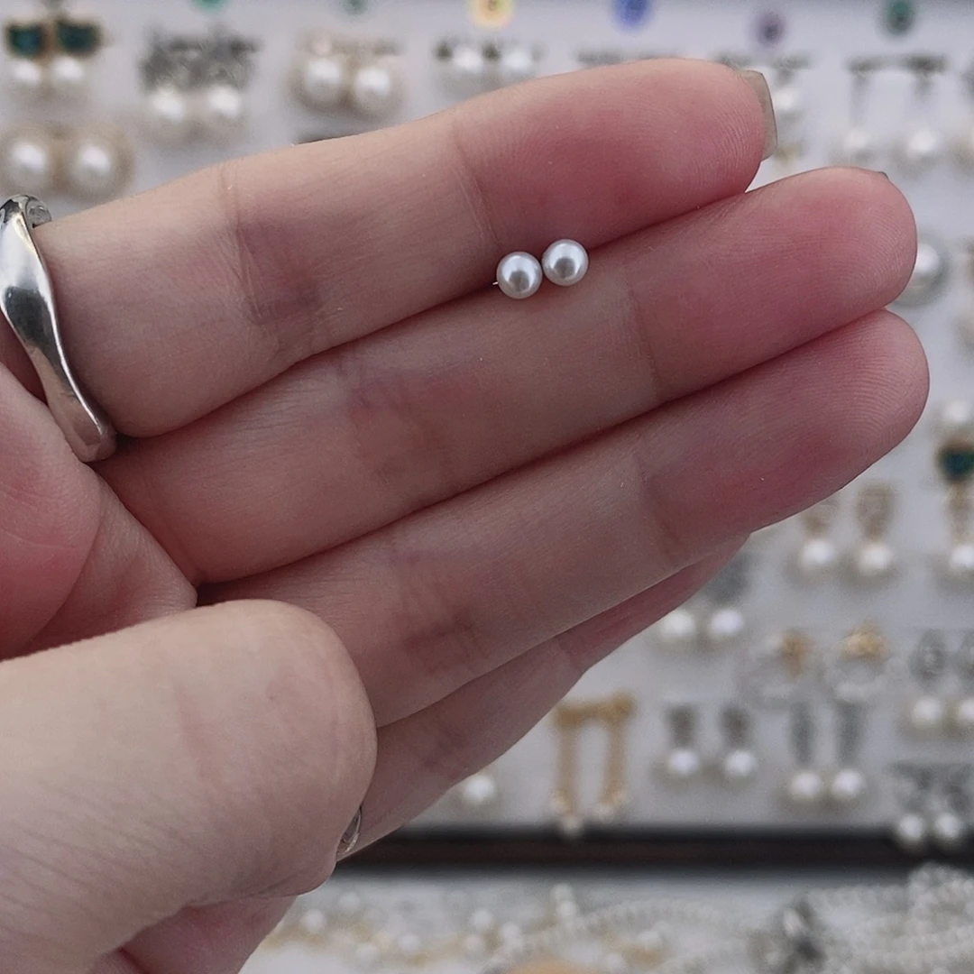 淡水珍珠银S925镶嵌耳饰