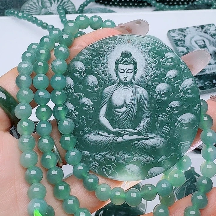 翡翠未镶嵌颈饰多样性发其一