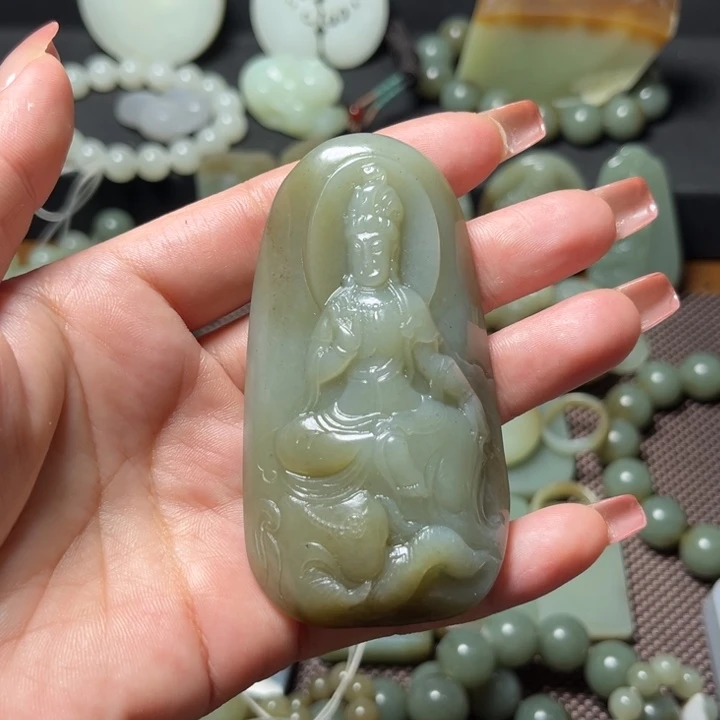 和田玉（糖玉）未镶嵌挂件