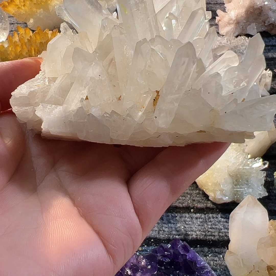 水晶未镶嵌珠宝半成品