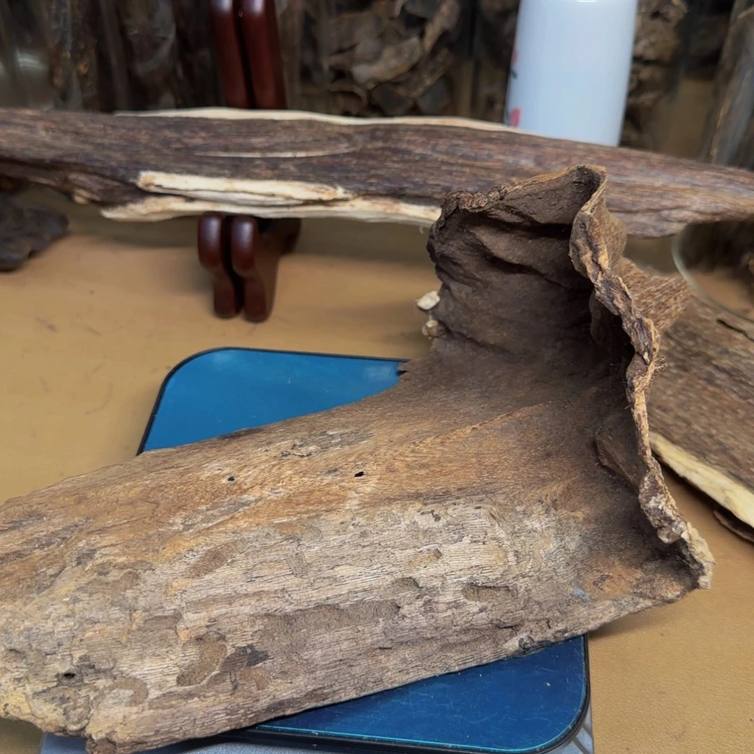 沉香沉香碎屑沉香料子