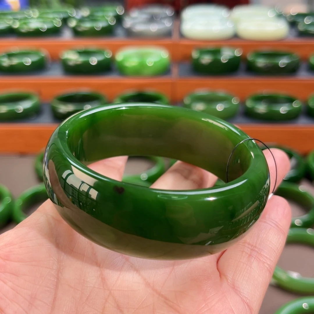 未镶嵌手镯和田玉（碧玉）