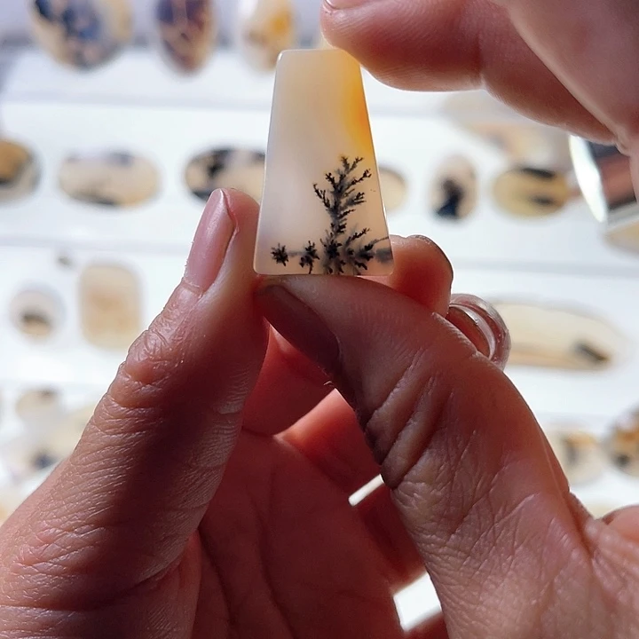 【闪购商品】玛瑙/玉髓珠宝半成品未镶嵌