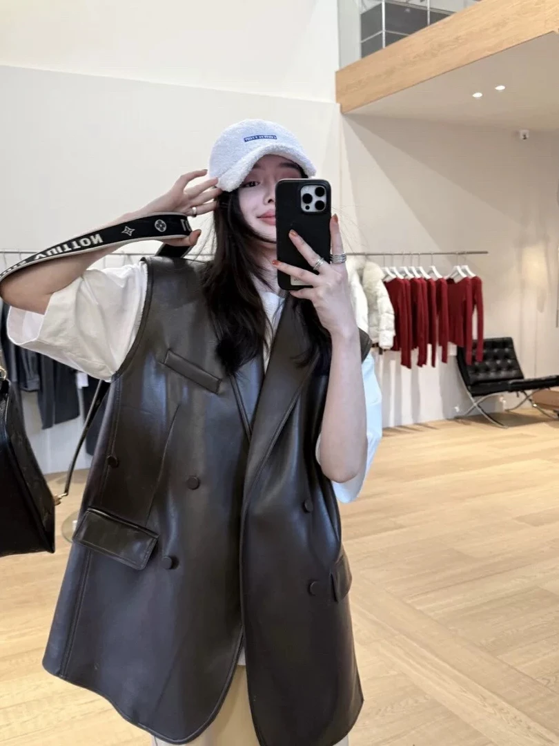 小妖精大码女装皮马甲中长遮肉款百搭