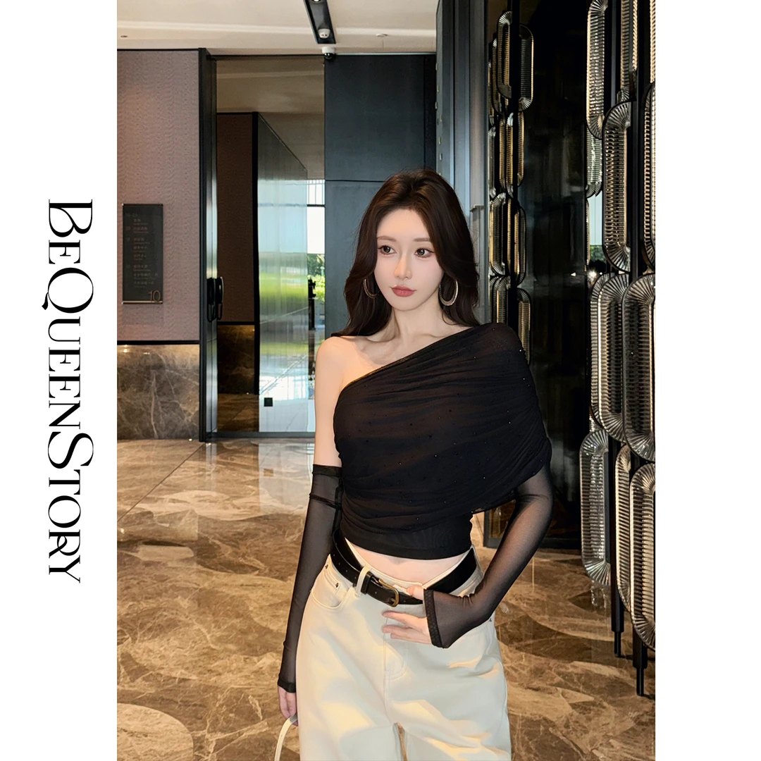 BeQueenStory【黑曜影后】2025新款高级感时尚显瘦神秘设计款上衣夏